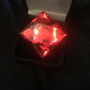 Ruby red pin